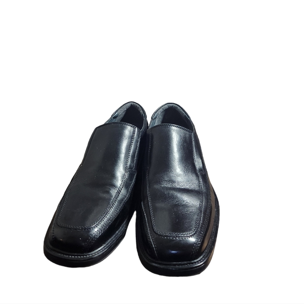 DOCKERS Men's Black Slip On Leather Shoes - All-Motion Comfort - Size 10.5